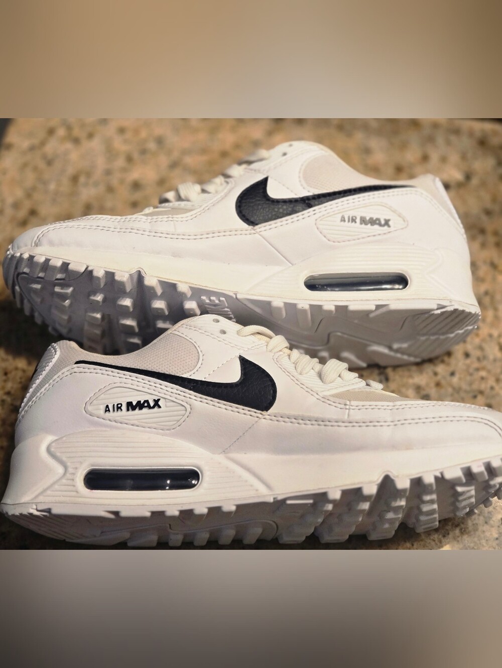 Nike Air Max White  Sneakers with Black Swoosh Womens 9 - Picture 16 of 16